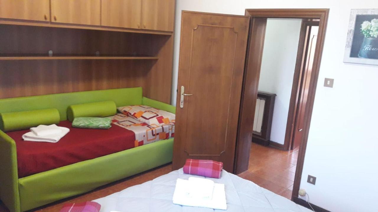 Venice Apartment Near Station Santa Lucia Two Bedroom Exterior photo