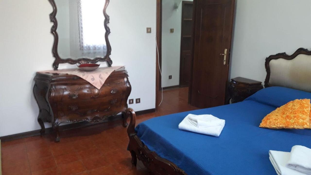 Venice Apartment Near Station Santa Lucia Two Bedroom Exterior photo