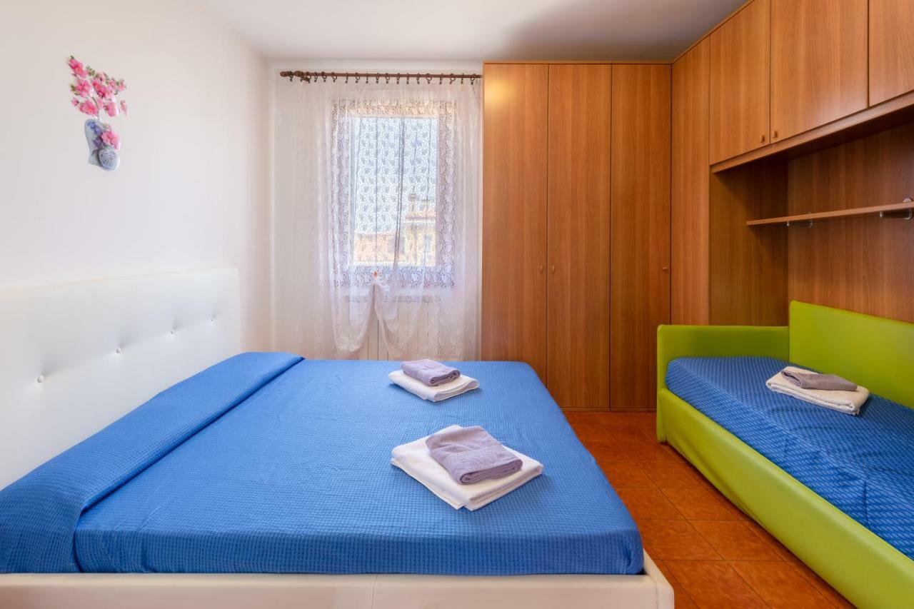 Venice Apartment Near Station Santa Lucia Two Bedroom Exterior photo