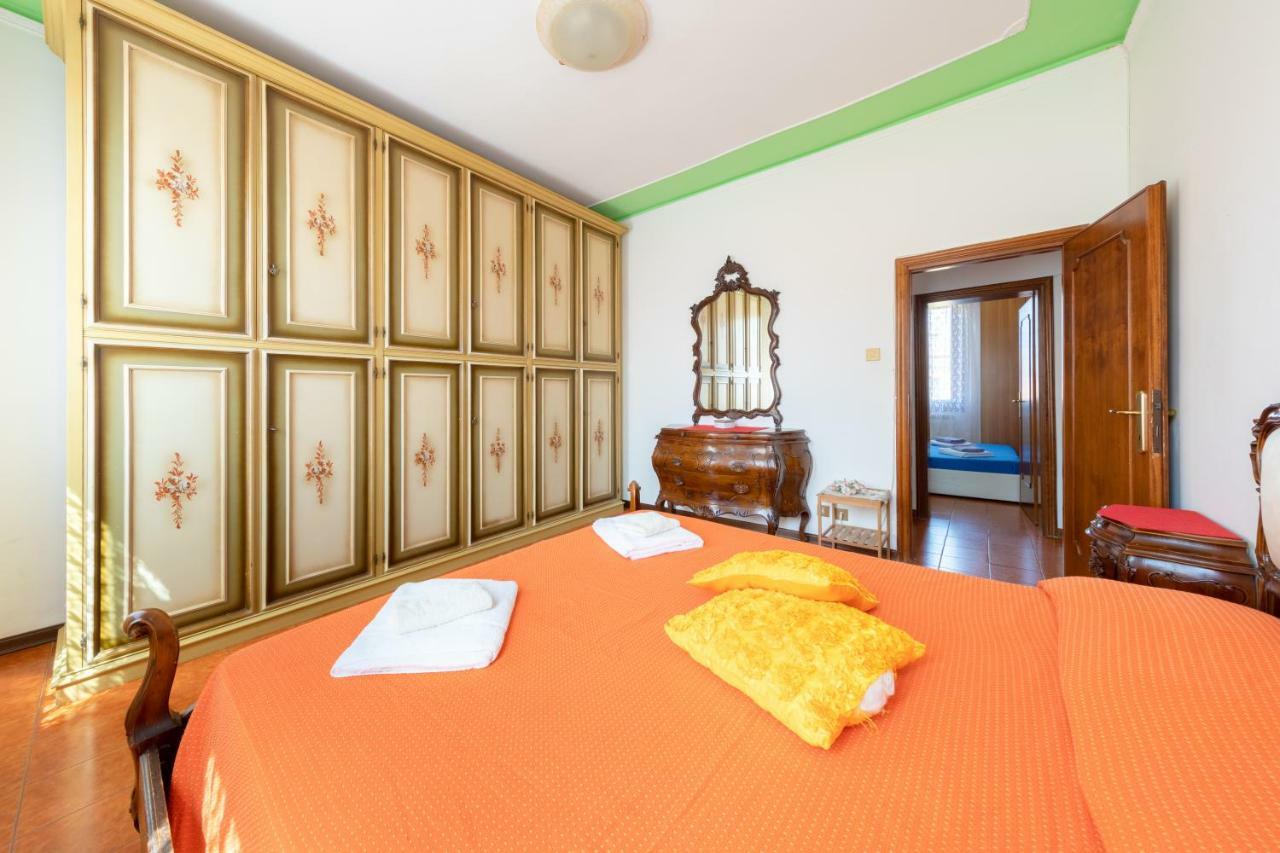 Venice Apartment Near Station Santa Lucia Two Bedroom Exterior photo