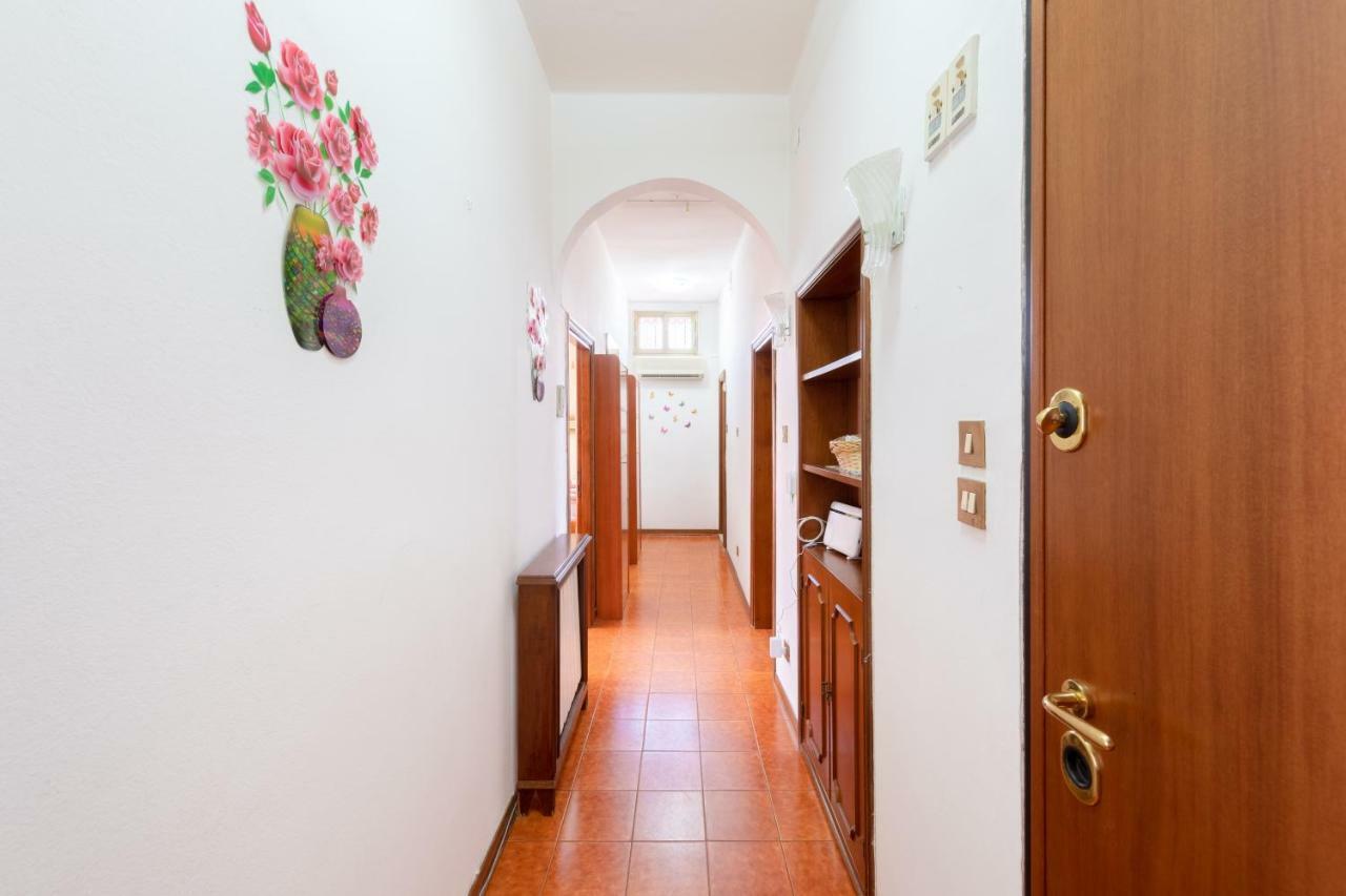 Venice Apartment Near Station Santa Lucia Two Bedroom Exterior photo