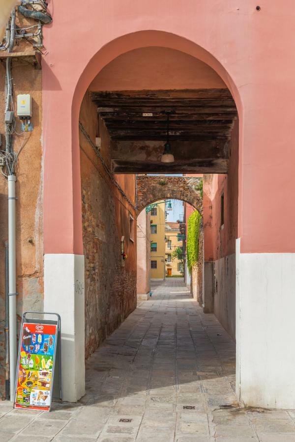 Venice Apartment Near Station Santa Lucia Two Bedroom Exterior photo