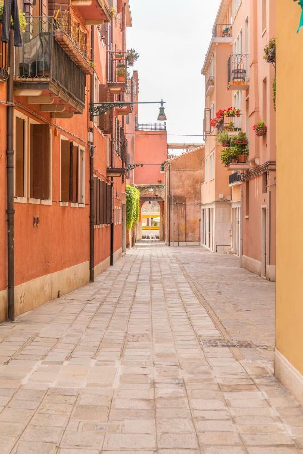 Venice Apartment Near Station Santa Lucia Two Bedroom Exterior photo